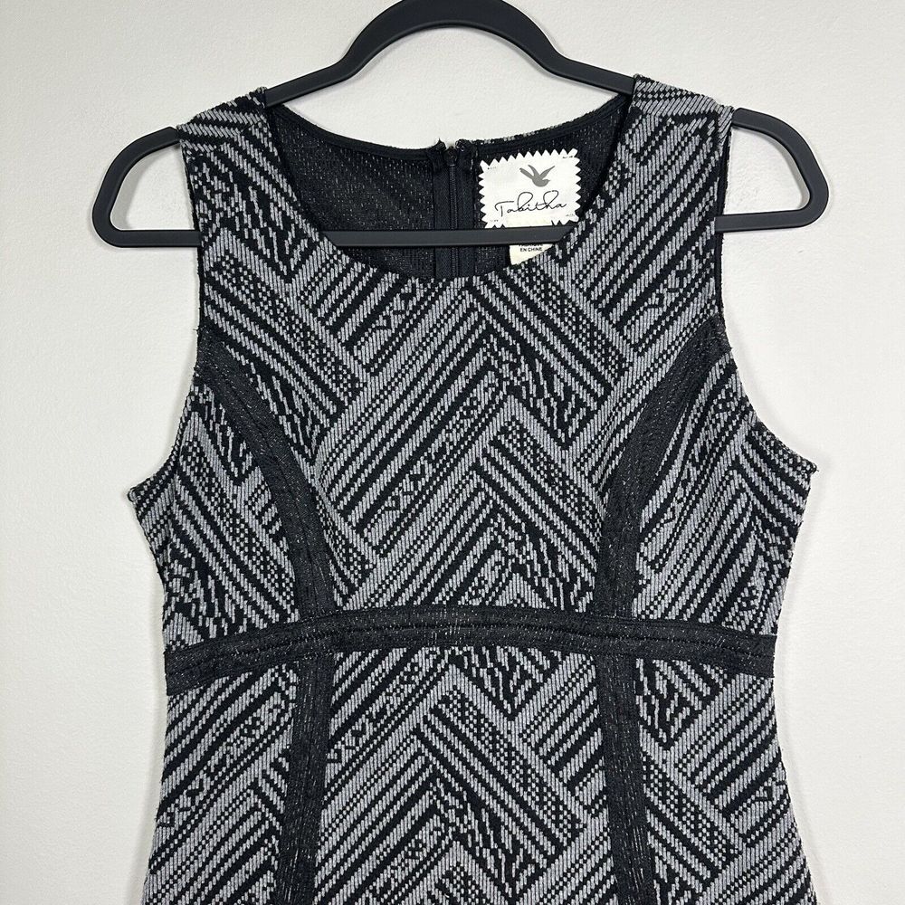 Tabitha Size 8 Black Gray Geometric Pattern Sleev… - image 3